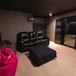 La Casa 300m2, 3-floor, Ac, Billiards & Cinema Huoneisto Lappeenranta