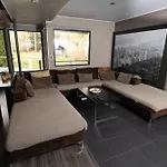 La Casa 300m2, 3-floor, Ac, Billiards & Cinema *