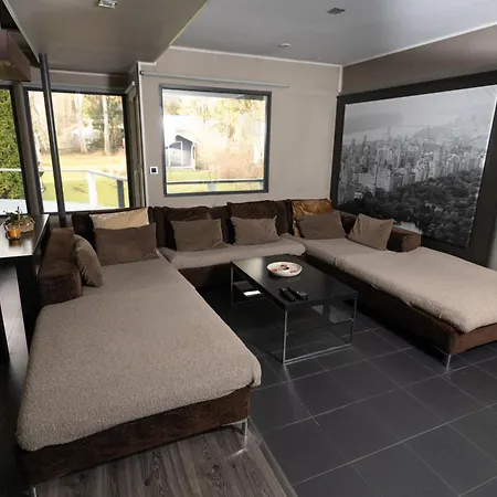 La Casa 300m2, 3-floor, Ac, Billiards & Cinema *