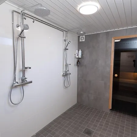 Apartment La Casa 300m2, 3-floor, Ac, Billiards & Cinema