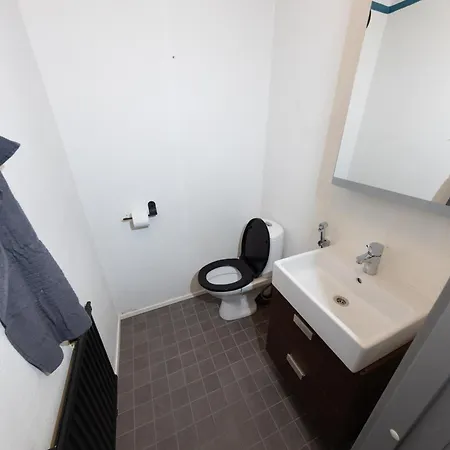 Apartment La Casa 300m2, 3-floor, Ac, Billiards & Cinema